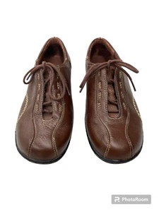 Zapatos Clarks para mujer 7,5 M viola informal caminar 84706 cuero marrón - Imagen 1 de 7