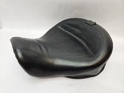 Mustang Seat Wide Touring usado para Harley-Davidson Dyna 2006-'17 Foto 1 de 4