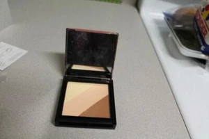 AVON MARK. SUPER FLIP COLOR KIT NEW - Picture 1 of 1