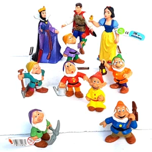 Bullyland 12476 a 12486 "Biancaneve e i Sette Nani" Serie  di 10 Figure - Imagen 1 de 22