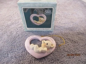 Precious Moments Ornament "Du bist immer in meinem Herzen" #530972 - Bild 1 von 2
