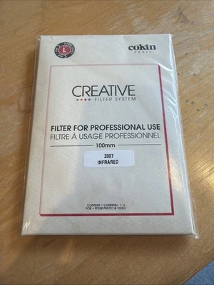 Cokin Square Infrared 720 89B (Z007) 6-Stop L (Z) Series Holder 100 x 100 mm - Image 1 of 4