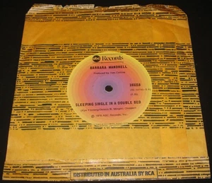 BARBARA MANDRELL - SLEEPING SINGLE IN A DOUBLE BED - ABC 45 - 1970s COUNTRY - Picture 1 of 1