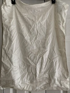 Blissy Pillowcase Standard 100% Mulberry Silk Standard EUC Off White - Picture 1 of 4