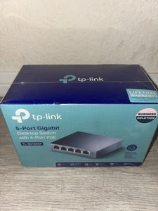 TP-LINK TL-SG1005P 5-PORT GIGABIT DESKTOP PoE+ SWITCH 65w - Picture 1 of 4