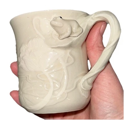 Taza de café Takahashi 3D Frog Art Nouveau pintada a mano San Francisco vintage Foto 1 de 4