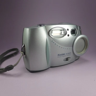 Kodak EasyShare DX3600 2.2MP Compact Digital Camera Silver Tested - Image 1 of 4
