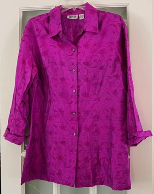 Túnica abotonada de seda bordada diseño Chico's, manga larga, talla 2 (L/12) Foto 1 de 4