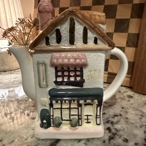 Tetera vintage de cerámica "Tea Shop" de 6" de alto - Imagen 1 de 3