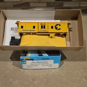 Athearn / John Henry Lines HO Kit 197 Bay Window Caboose Chessie B&O #903885 - Picture 1 of 14