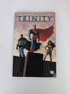 Trinity Superman Batman Wonder Woman Matt Wagner Paperback DC Comics - Picture 1 of 6