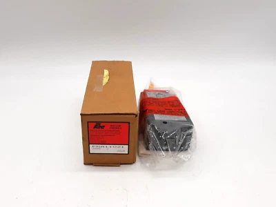 Red Lions PRA11021 Relay Module - Image 1 of 4