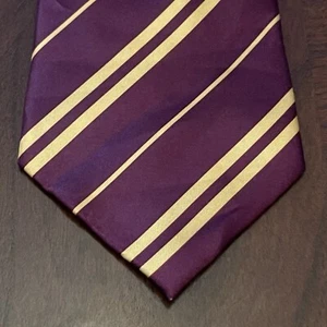 Harry Potter Burgundy Gold Polyester Men’s Neck Tuesday Made In China - Picture 1 of 8