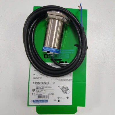 1X New in Box Telemecanique Proximity Switch Sensor XS1M30MA250 Free Shipping - Image 1 of 4