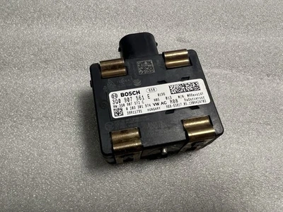 OEM Volkswagen/Skoda ACC FRONT DISTANCE RADAR SENSOR 3Q0907561E #277 - Image 1 of 2