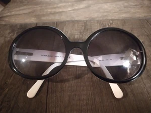 Vintage Chanel Black & White Jackie O. Sunglasses 100% Authentic!! 5120 - Picture 1 of 13