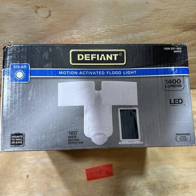 NEW Defiant Motion Activated Security Flood Light Solar 1400 Lumens 180 Degree - Image 1 of 4