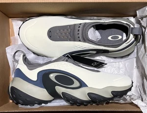 OAKLEY EDGE ICON SIZE 12 GOLF SHOES BRAND NEW CREAM NAVY BLUE - Picture 1 of 5
