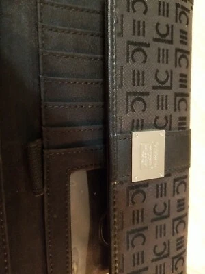  CLEARANCE LIZ CLAIBORNE Women's Black Clutch Wallet Pre-owned good Condition - Image 1 of 4