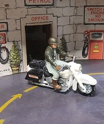 Motocicleta Harley-Davidson Sheriff Gran Bretaña 9692 EE. UU. con figura de piloto Foto 1 de 4