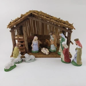 Vintage Sears Christmas Nativity Set Stable & 11 Porcelain Figures Original Box - Picture 1 of 19