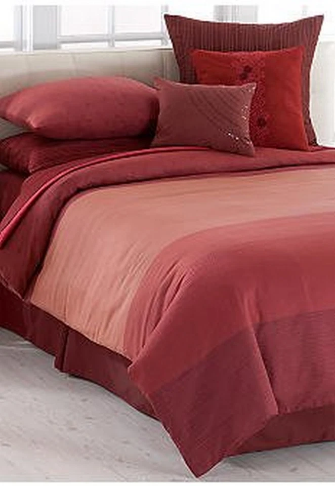 FALDA DE CAMA KING SIENNA SIERRA DIAMANTE PEQUEÑO CALVIN KLEIN NUEVA EN PAQUETE $120  Foto 1 de 1