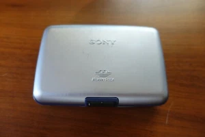 Memory Stick case + 8 ms duo adapter plus 8 MS Pro duo - Photo 1/3