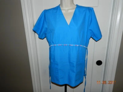 SB Scrubs Women's Scrub Top S 968 TRQB Blue Pink circle ribbon trim Turquoise - Image 1 of 4