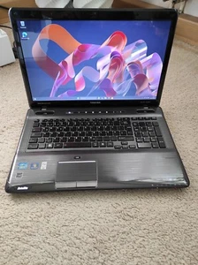 Toshiba Satellite P775 (17,3 ZOLL 8GB RAM 256 GB SSD BLU-RAY) - Bild 1 von 10
