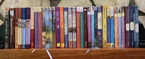 Guideposts Book lot 34 Hardcover Tearoom Grace Savannah Amish Mixed Mystery HC - Imagen 1 de 11