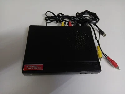 Zenith Digital TV Tuner Converter Box Model DTT901 No Remote - Image 1 of 3