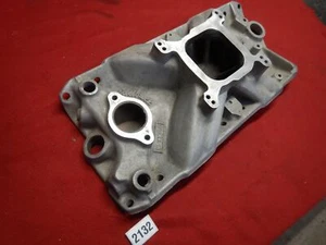 VINTAGE SB CHEVY EDELBROCK TORKER ALUMINUM INTAKE MANIFOLD 2725 SINGLE PLANE 327 - Picture 1 of 7
