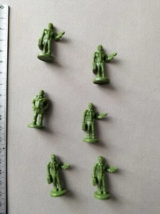 6 x BOSS & FAMILY MEMBERS MINIATURES/BLUTFEHDE IN NEW YORK/M373 - Bild 1 von 1