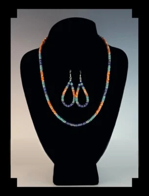 Creación de zorro blanco: juego de pendientes de collar de piedras preciosas y conchas Foto 1 de 4