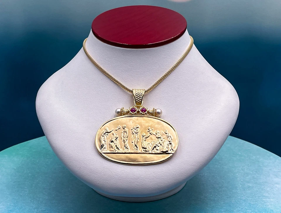 Collar TAGLIAMONTE (1614) 925SS/YGP camafeo declaración *Edades del amor*Reg. $900 Foto 1 de 4