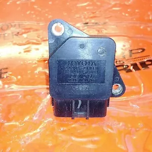 Mass Air Flow Sensor OEM Toyota Part Number: 22204-21010 A to Z: 6154 - Foto 1 di 4