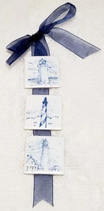 Fari Ceramica Miniatura3 Piastrelle Appendiabiti da Parete Folk Spiaggia Blu Bianco - Foto 1 di 10