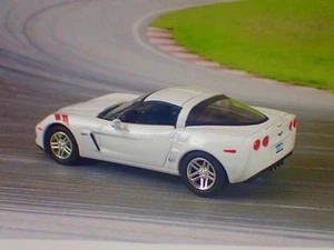 Chevrolet C6 Corvette ZO6 GT1 2007 edición Ron Fellows escala 1/64 edición limitada con - Imagen 1 de 5