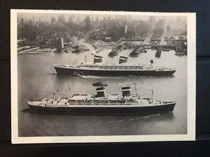 CARTOLINA NON SPEDITA FAMOSI TRANSATLANTICI - SS AMERICA (IN BASSO) & SS STATI UNITI - Foto 1 di 3