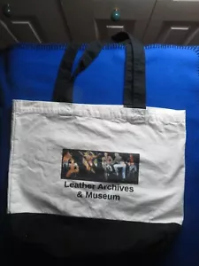 MR BORSA TOTE PESANTE IN PELLE ARCHIVI E MUSEI - Foto 1 di 3