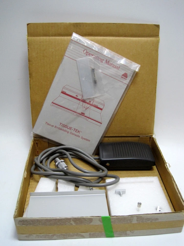 Pedal de control de pie SAKURA Tissue-Tek III 4586 PN 84586006 Foto 1 de 3