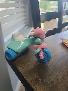 Fisher Price Loving Family Pink Teal Blau Dreirad Puppenhaus Fahrrad Vintage 1994 - Bild 1 von 5