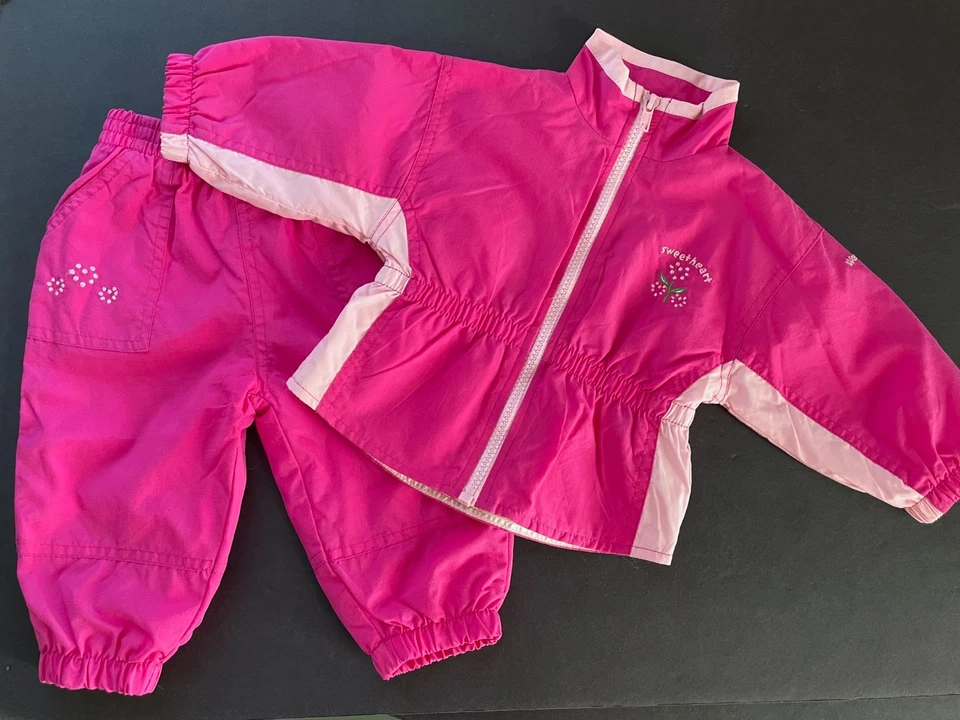 Conjunto de chaqueta pantalón vintage Reebok WEEBOK rosa frambuesa NYLON TRACK SUIT talla 6/9M Foto 1 de 4