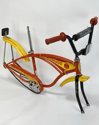 Schwinn Tornado Vintage Muscle Banana Bike Frame Fork BMX USA Vintage Scrambler - Image 1 of 4