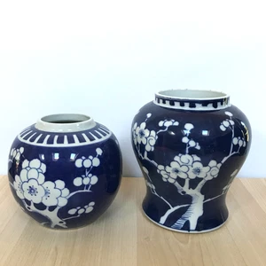 Blue & White Ginger Jar x 2 Prunus Design Round & Urn Shape Ceramic 12-15cm - Picture 1 of 11