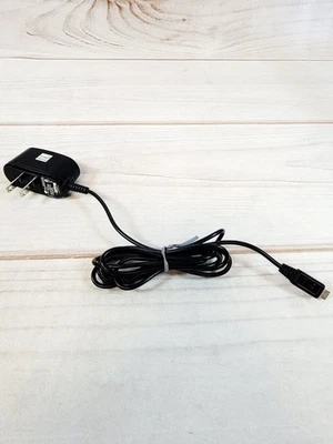 Genuine LG Travel Adapter Charger STA-U34WRI 5.1V 0.7A Micro-USB OEM  - Image 1 of 4