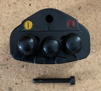 Singer Sewing Machine 3-Pin Bakelite Male Plug End Receptacle 15/66/99/201/221++ - Image 1 of 4