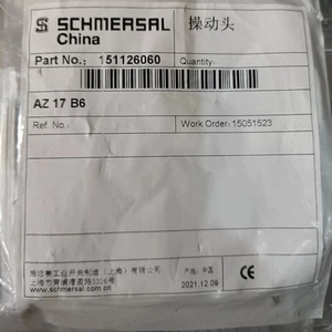 1pcs new Schmersal AZ 17-B6 Switch bolt attachment Free shipping #YP1 - Picture 1 of 1