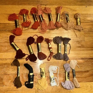 New Lot Of 20 Anchor Tapestry Wool Tapisserie 10m Skeins Various Fall Colors - Picture 1 of 14