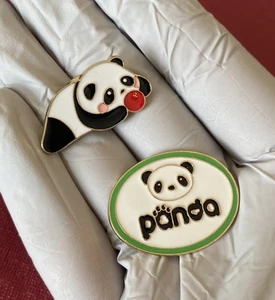 Pair Of Panda Enamel Pin NEW - Picture 1 of 2